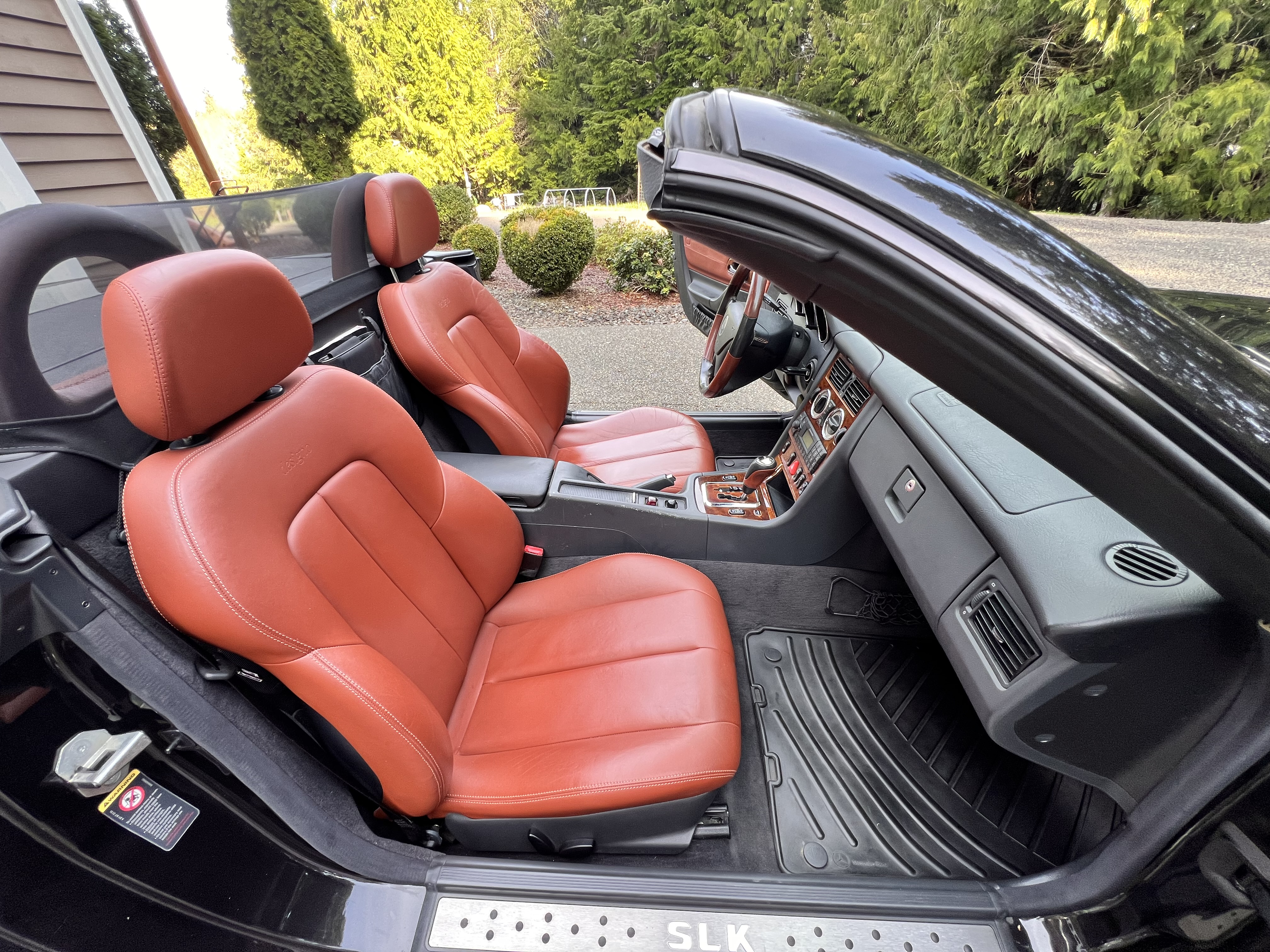 Used 2004 Mercedes-Benz SLK 230 image 8