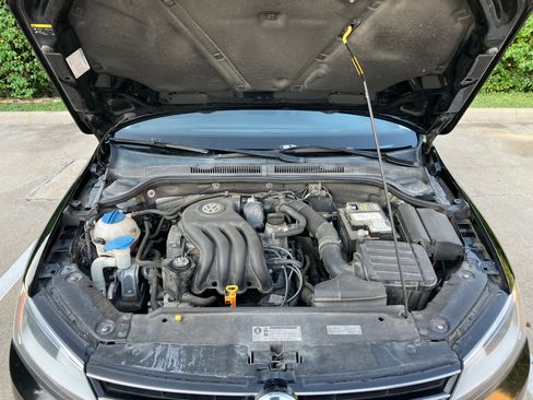 Used 2015 Volkswagen Jetta S image 18