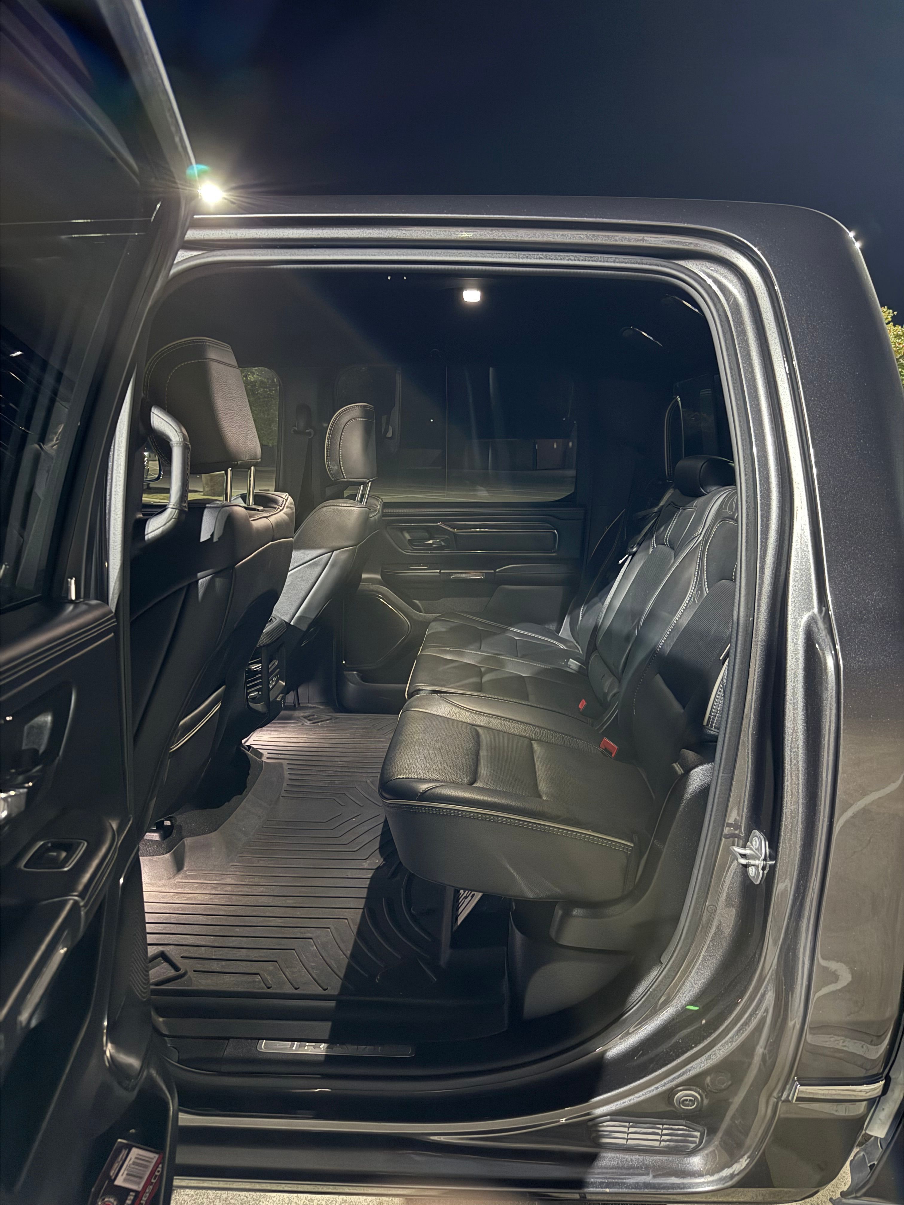 Used 2022 RAM 1500 Limited AWD/4WD image 5