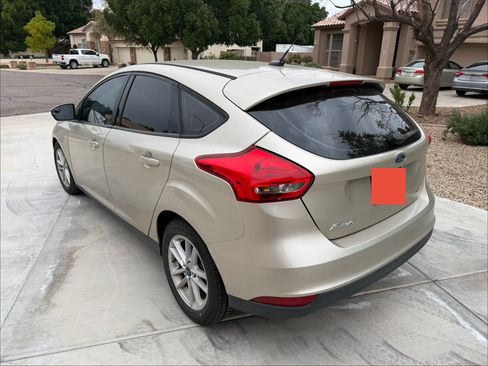Used 2017 Ford Focus SE image 6
