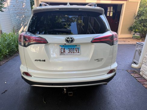 Used 2017 Toyota RAV4 Limited w/ Protection Package AWD/4WD image 4