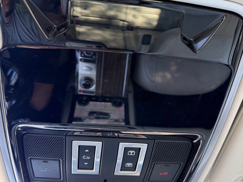 Used 2019 Land Rover Range Rover AWD/4WD image 8