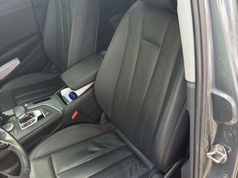 Used 2019 Audi A4 2.0T Premium FWD image 7