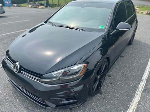 Used 2019 Volkswagen Golf R 4-Door AWD/4WD image 10