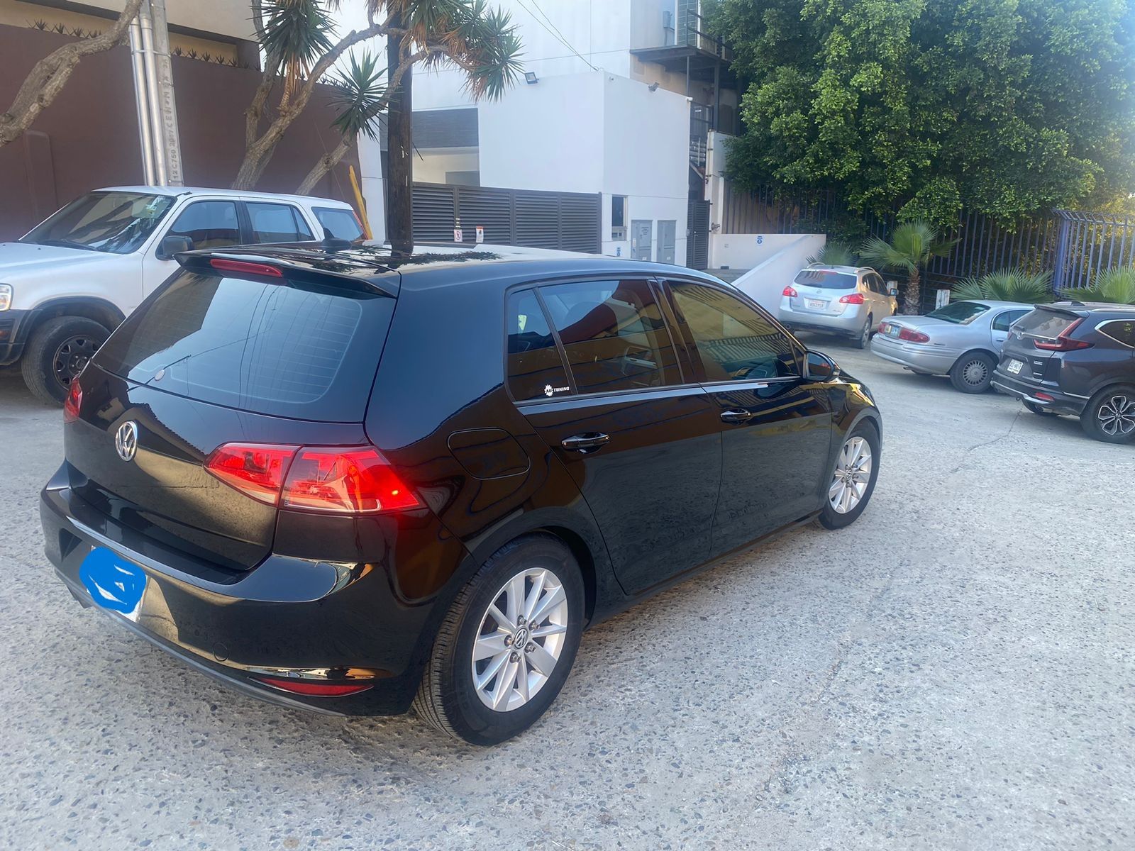 Used 2015 Volkswagen Golf S FWD image 8