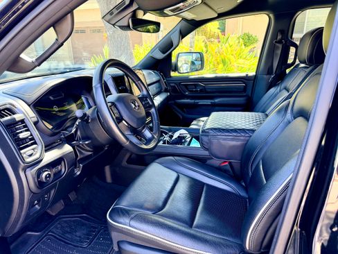 Used 2023 RAM 1500 Limited w/ Night Edition AWD/4WD image 5