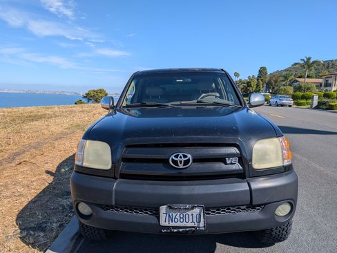 Used 2004 Toyota Tundra Limited image 1