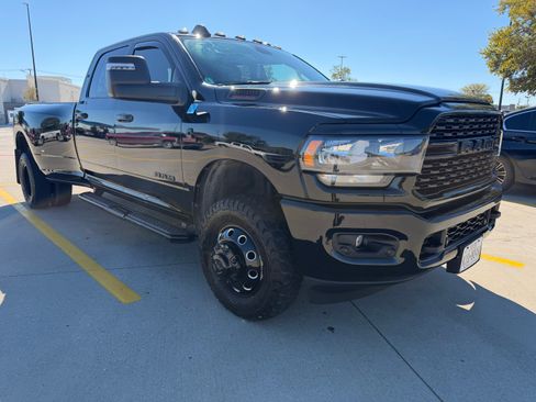 Used 2024 RAM 3500 Big Horn w/ Night Edition AWD/4WD image 5