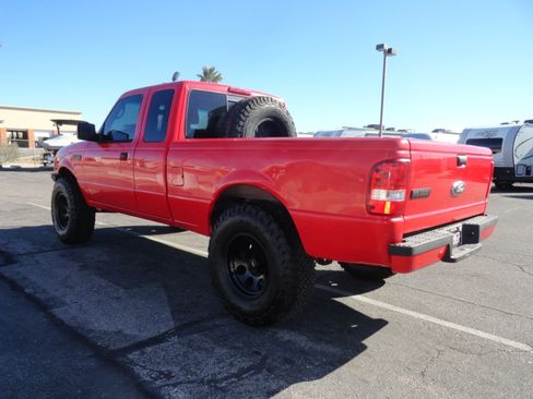 Used 2011 Ford Ranger XLT image 2
