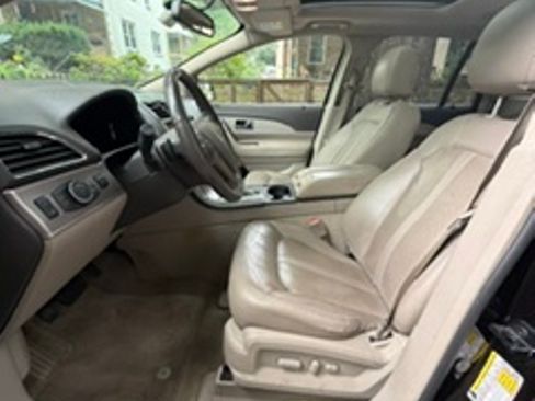 Used 2013 Lincoln MKX AWD image 21