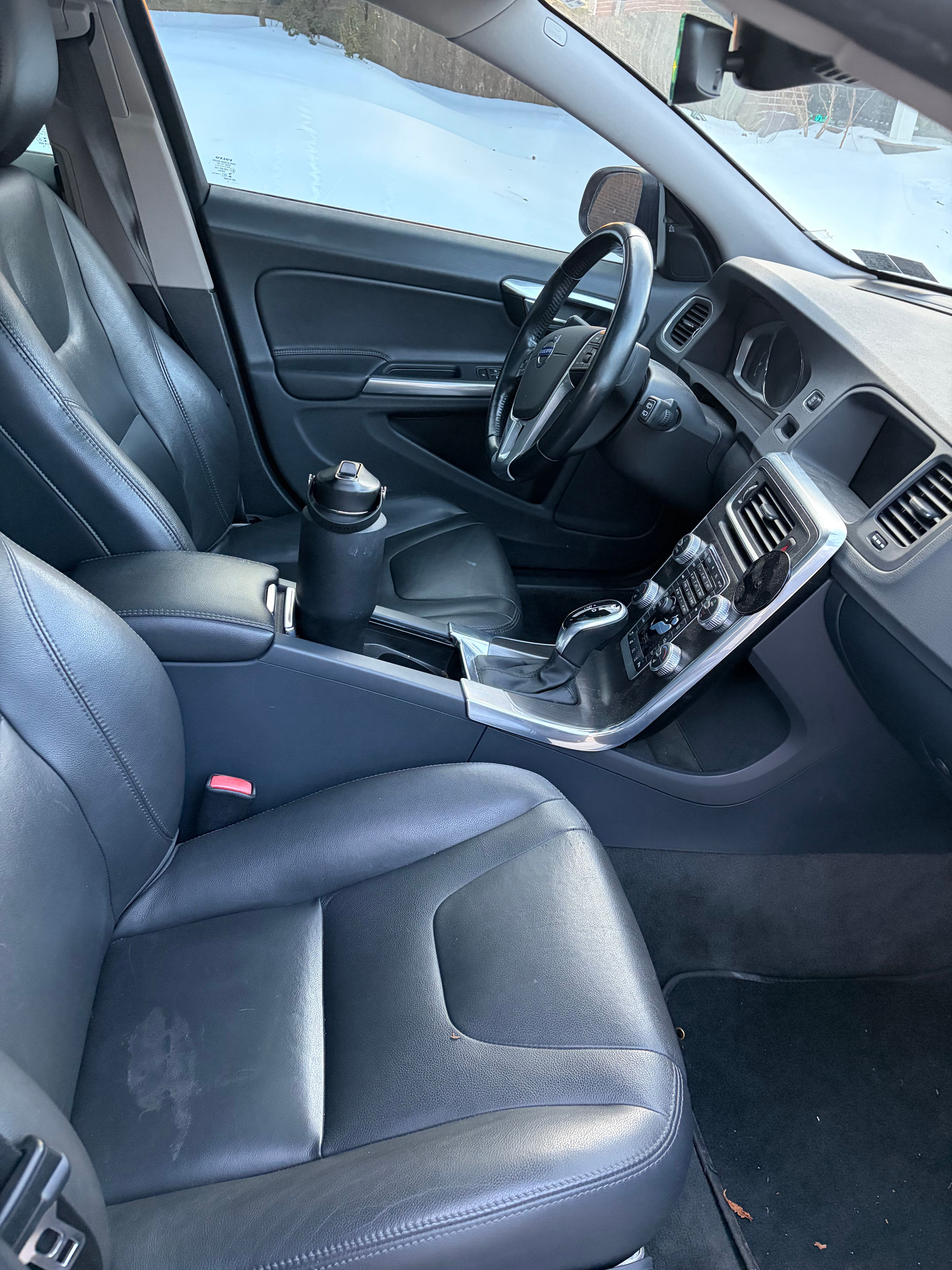 Used 2015 Volvo V60 T5 Platinum FWD image 9