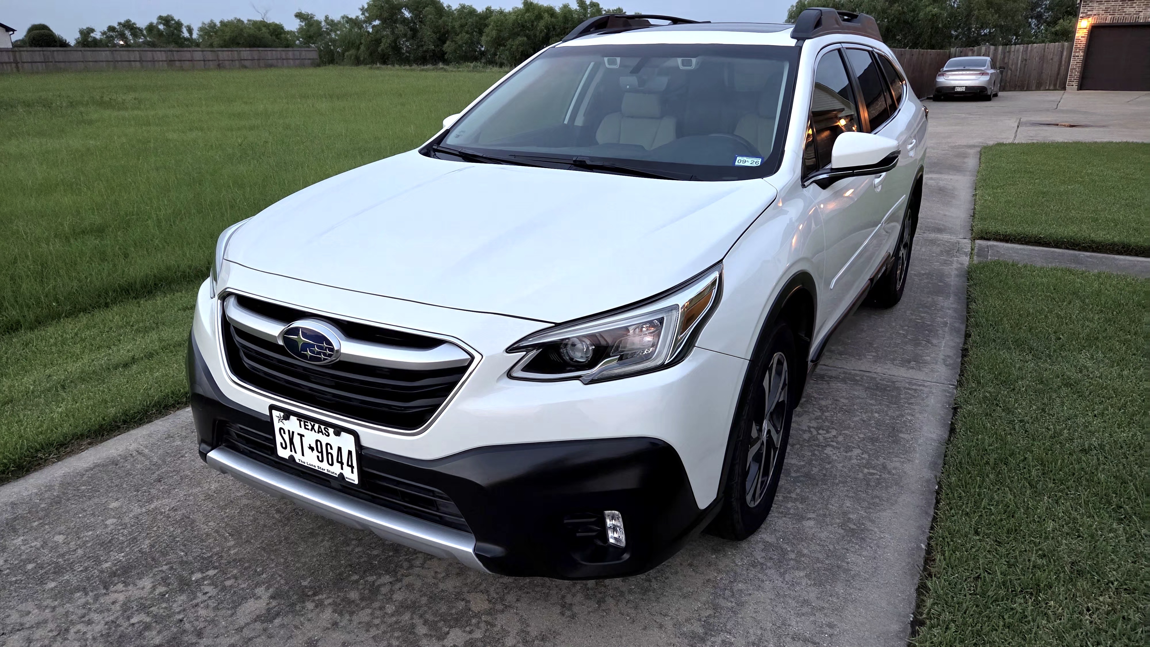Used 2020 Subaru Outback Limited XT w/ Popular Package #2 AWD/4WD image 10