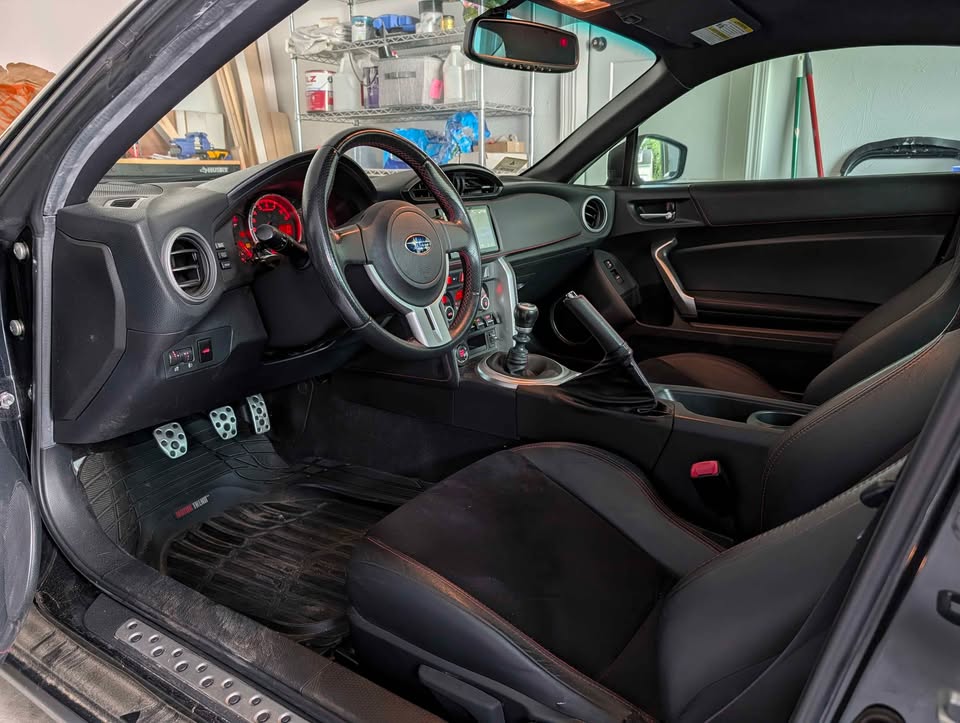 Used 2016 Subaru BRZ Limited w/ Popular Package #4 RWD image 9