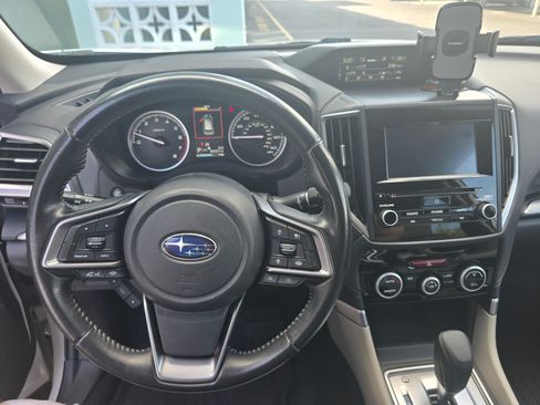 Used 2020 Subaru Forester Premium AWD/4WD image 2
