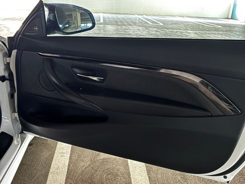 Used 2016 BMW M4 Coupe image 25