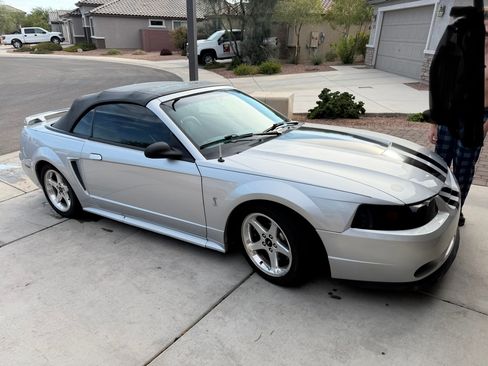 Used 2001 Ford Mustang Cobra RWD image 13