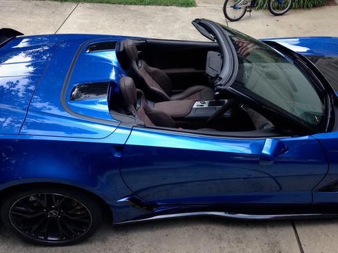 Used 2016 Chevrolet Corvette Z06 w/ 3LZ Preferred Equipment Group image 12