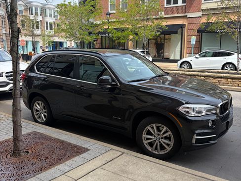 Used 2015 BMW X5 xDrive35i AWD/4WD image 8