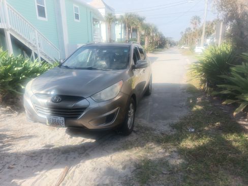 Used 2012 Hyundai Tucson GLS image 4