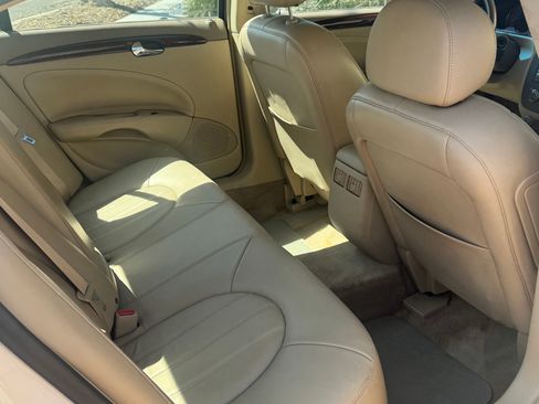 Used 2006 Buick Lucerne CXL w/ Luxury Package FWD image 14