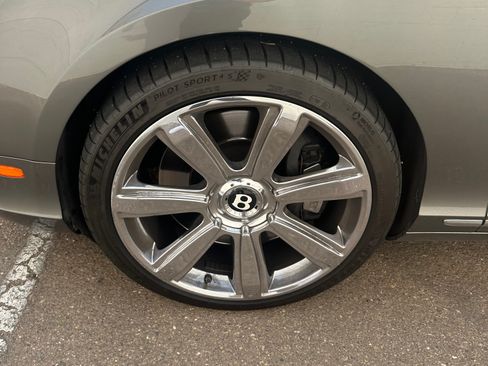 Used 2012 Bentley Continental GT image 13