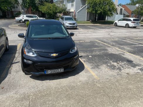 Used 2020 Chevrolet Bolt LT image 10