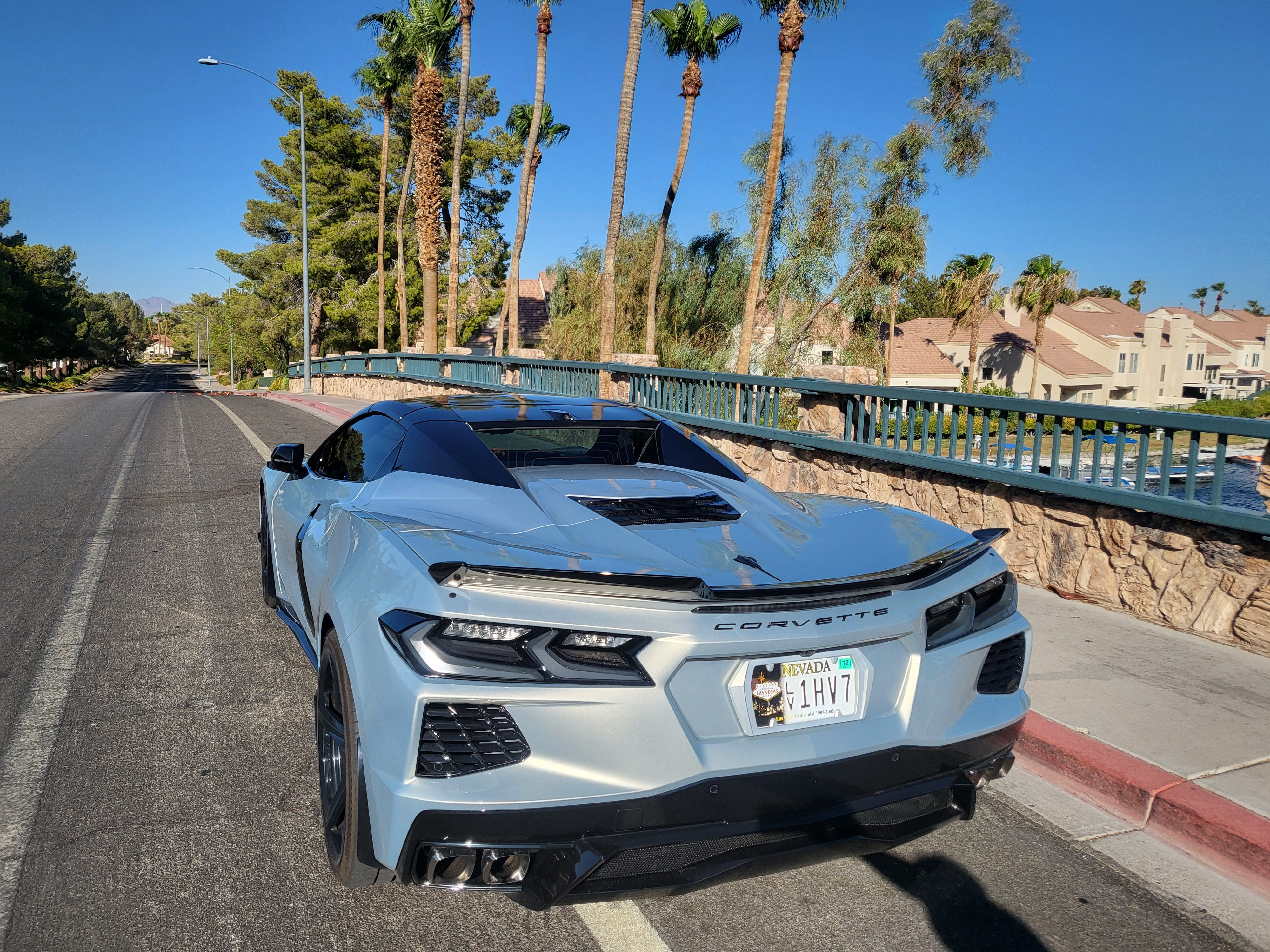Used 2021 Chevrolet Corvette Stingray Premium Conv w/ Z51 Performance Package RWD image 8