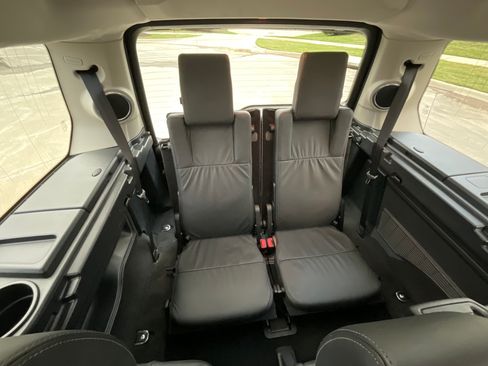 Used 2013 Land Rover LR4 HSE LUX AWD/4WD image 18