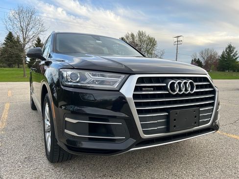 Used 2019 Audi Q7 3.0T Premium w/ Convenience Package AWD/4WD image 11