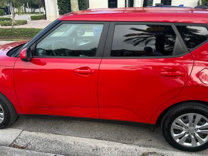 Used 2021 Kia Soul LX