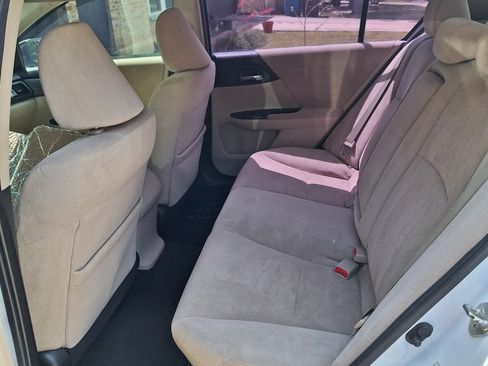Used 2013 Honda Accord LX image 17