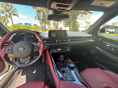 Used 2020 Toyota Supra Launch Edition image 11