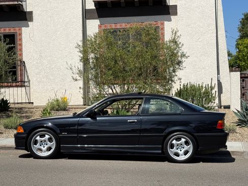 Used 1999 BMW M3 Coupe RWD image 5