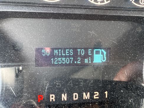 Used 2014 Ford F150 STX w/ Equipment Group 201A Mid AWD/4WD image 16