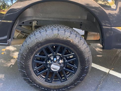 Used 2019 Ford F250 Lariat image 6