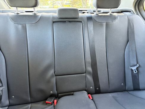 Used 2014 BMW 320i Sedan image 21