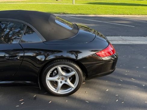 Used 2006 Porsche 911 Carrera 4 image 5