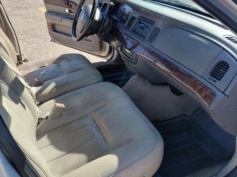 Used 2008 Mercury Grand Marquis LS image 11