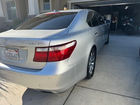 Used 2009 Lexus LS 460 RWD image 8