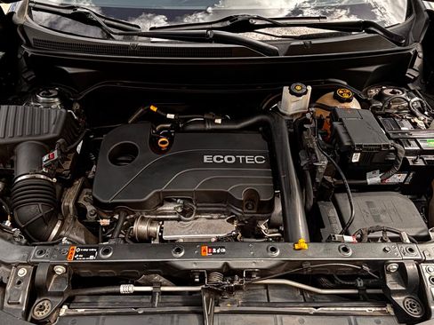 Used 2020 Chevrolet Equinox LS w/ LS Convenience Package image 13