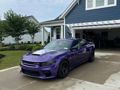 Used 2023 Dodge Charger Scat Pack image 1