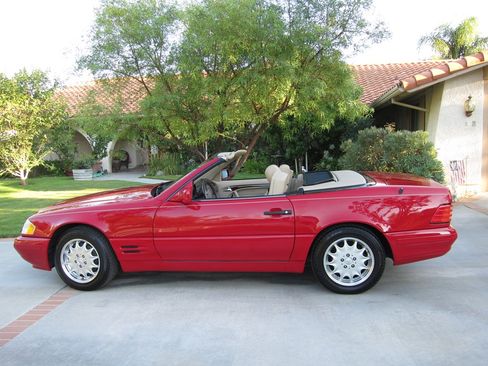 Used 1996 Mercedes-Benz SL 320 image 4
