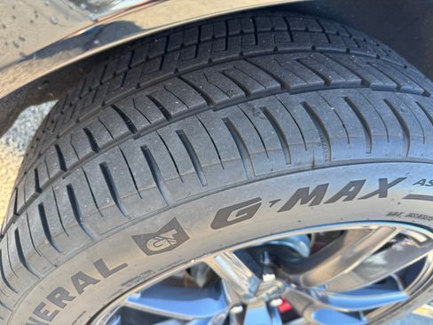 Used 2018 Dodge Durango SRT w/ Technology Group image 10