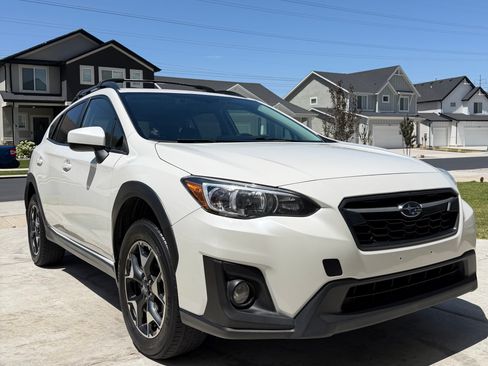 Used 2020 Subaru Crosstrek 2.0i Premium w/ Moonroof Package 2 AWD/4WD image 13