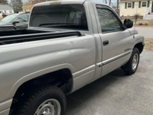 Used 1999 Dodge Ram 1500 Truck 2WD Regular Cab image 5