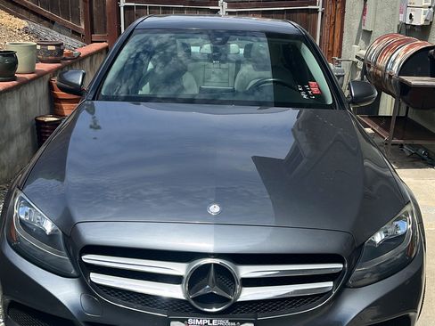 Used 2017 Mercedes-Benz C 300 Sedan image 2