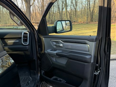 Used 2019 RAM 1500 Big Horn image 15