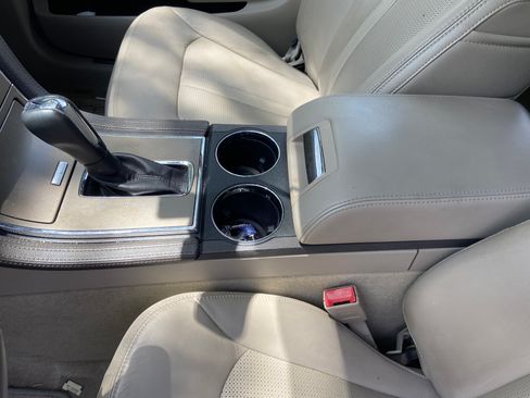 Used 2015 Lincoln MKX FWD image 9