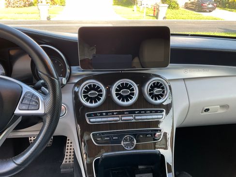 Used 2017 Mercedes-Benz C 300 Coupe image 9