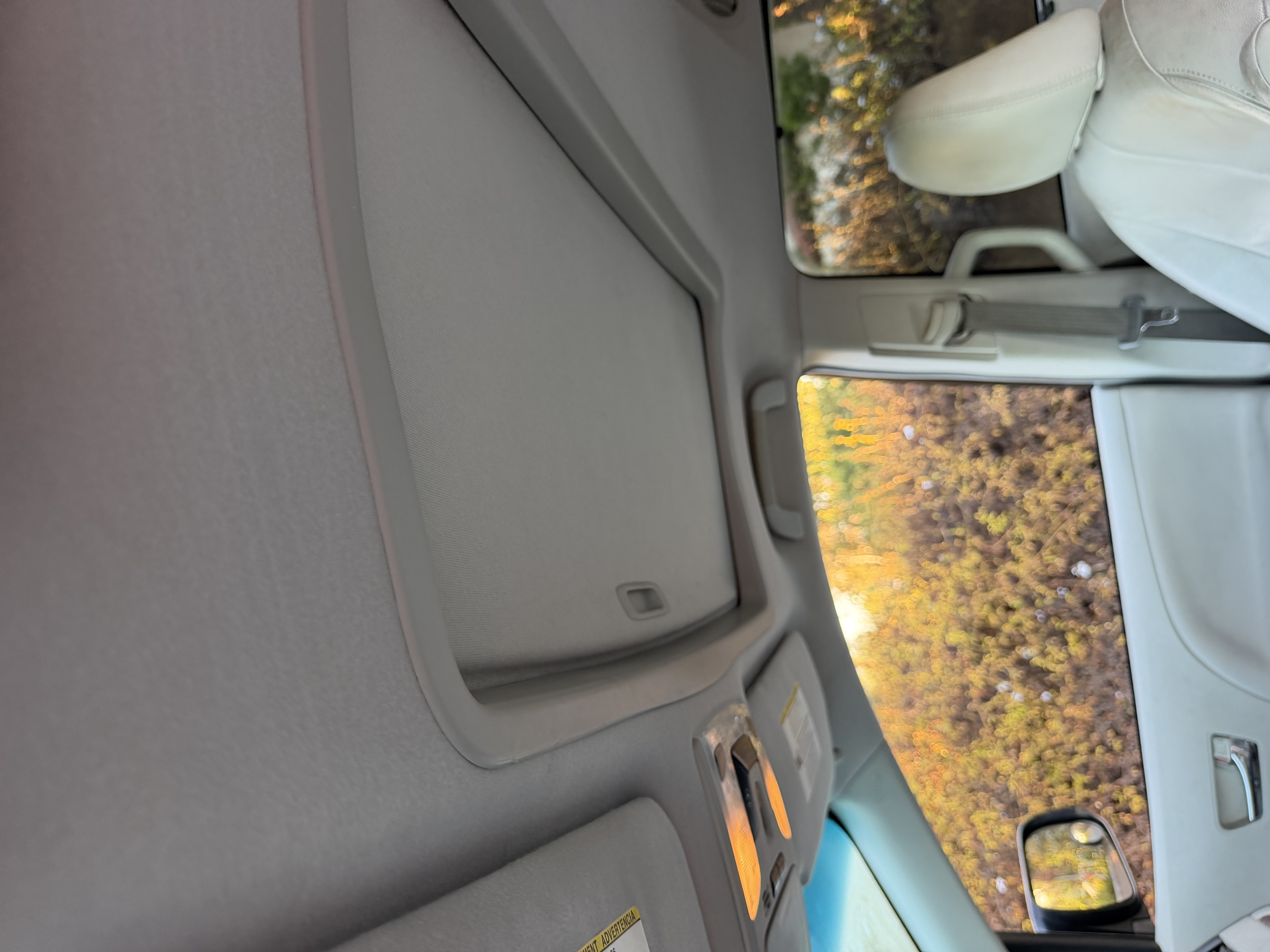 Used 2012 Toyota Sienna XLE FWD image 8